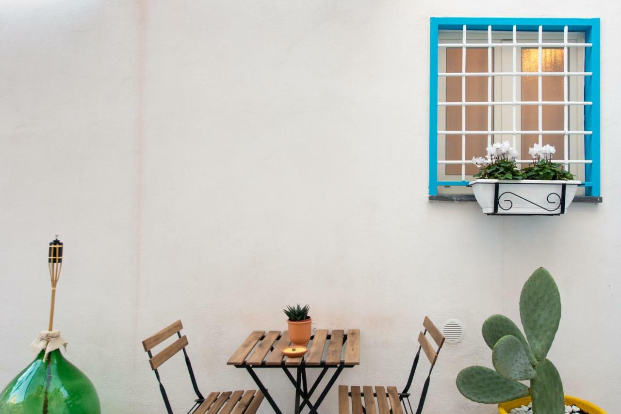 Light Blue - Apartment In The Middle Of Everything Torre Annunziata Εξωτερικό φωτογραφία