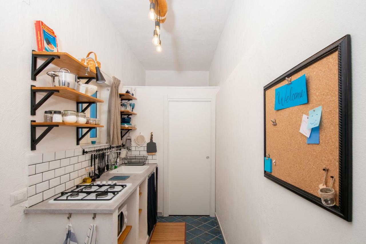 Light Blue - Apartment In The Middle Of Everything Torre Annunziata Εξωτερικό φωτογραφία
